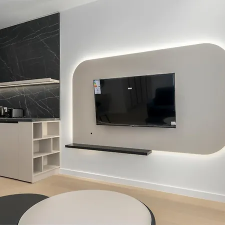 Aviatiei Tower Bliss Apartment